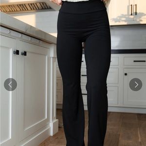 Black side slit leggings, Size S/M NWOT